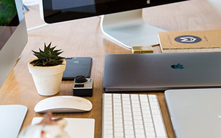 开云官方-黑队主帅喜获百场胜利，稳定球队领先位置，黑球门将排名